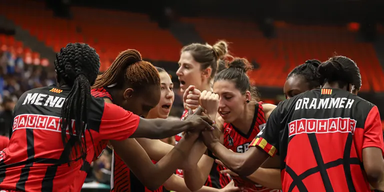 L’Uni Girona s’aixeca contra el Campus Promete (74-49)