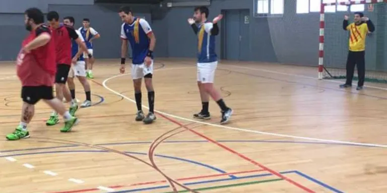 Ensopegada dels sèniors del CHA contra el Parets