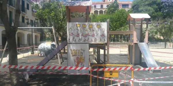 Els parcs infantils d'Altafulla començaran a obrir per Sant Joan i es desinfectaran diàriament
