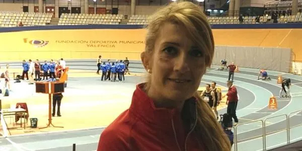 Maria José Carabante aconsegueix el rècord absolut de Catalunya en els 400 metres en categoria W-45