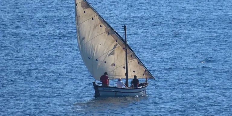 El Mamelló de Pineda ha participat a la I Trobada de Vela Llatina de Blanes