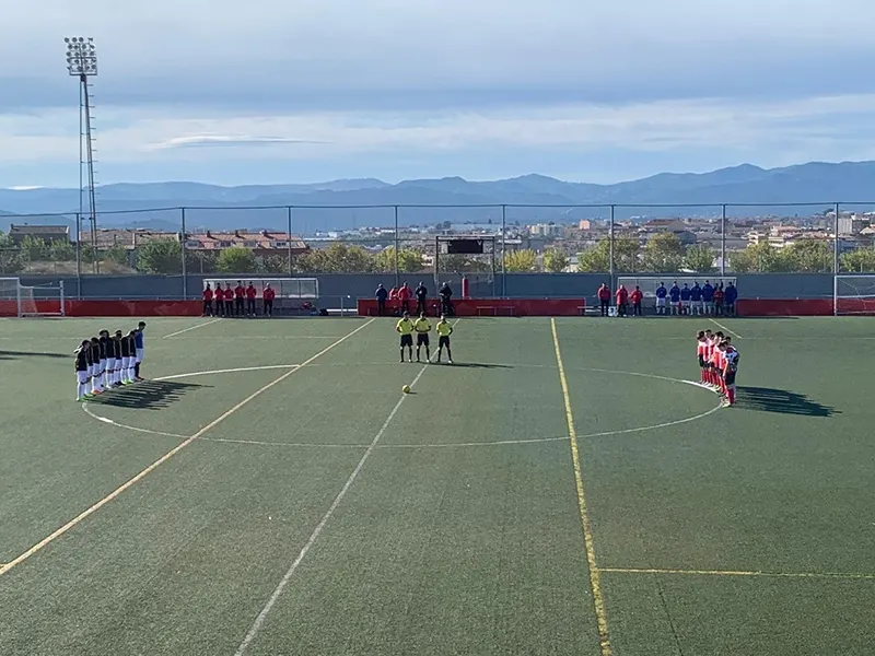 Emotiu minut de silenci en record de Toni López González