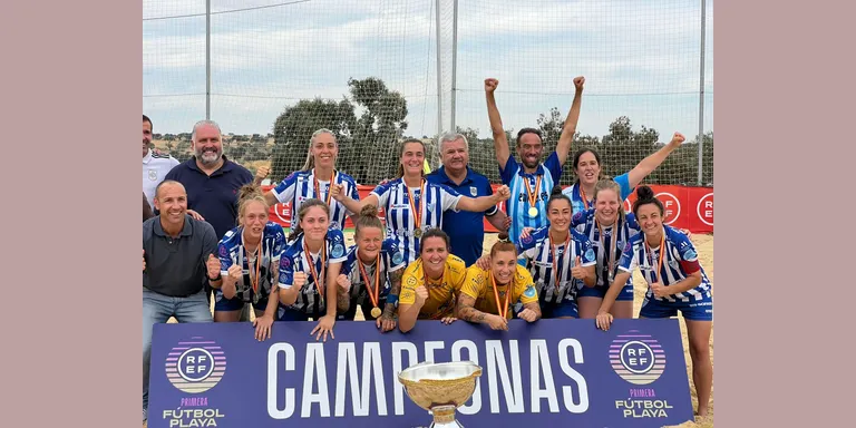 Nova fita dels futbolistes de Torredembarra al Futbol Platja