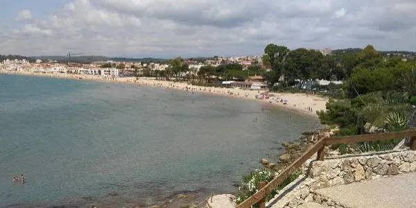 Optimisme en el sector turístic i comercial d'Altafulla per a la temporada d'estiu