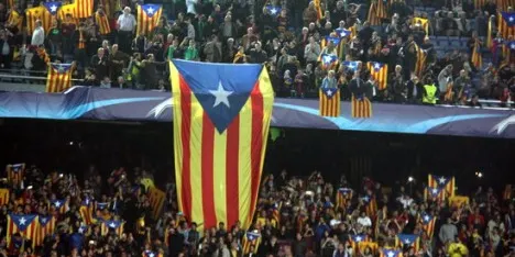 El municipalisme català condemna la prohibició d'estelades a la final de Copa