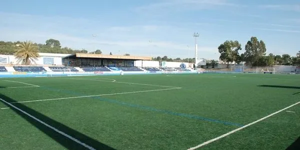 El Catllar visita a una Rapitenca que tampoc sap que és guanyar