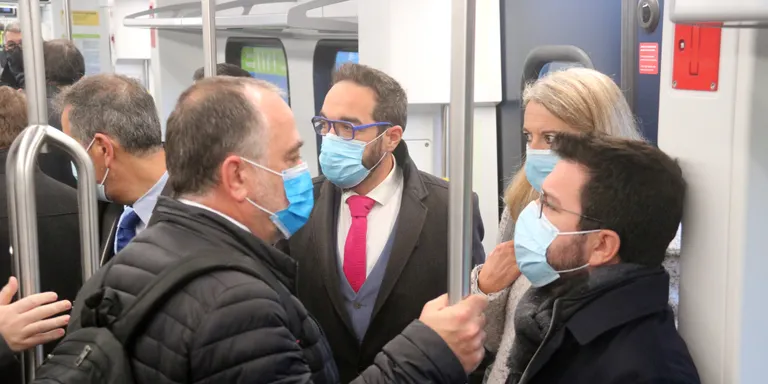 Aragonès celebra que amb l’increment de freqüències d’FGC el Metro del Vallès “ja és una realitat”
