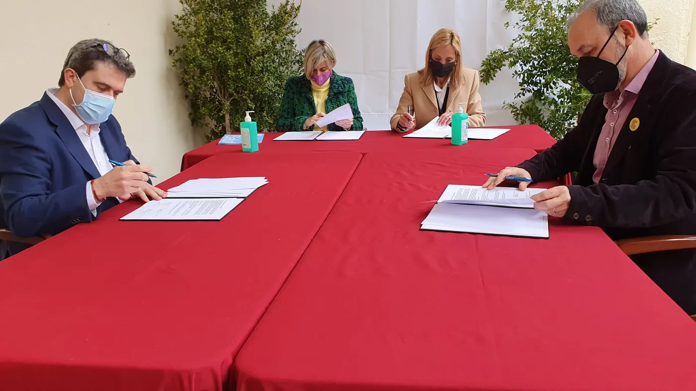 Salut i Ajuntament de Valls signen un protocol per a la reordenació dels serveis de la salut a la ciutat i la seva zona d’influència