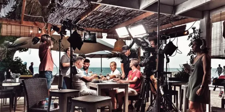 El Déjà Vu, candidat a ser el millor xiringuito del Maresme , del “Joc de Cartes Estiu” de TV3