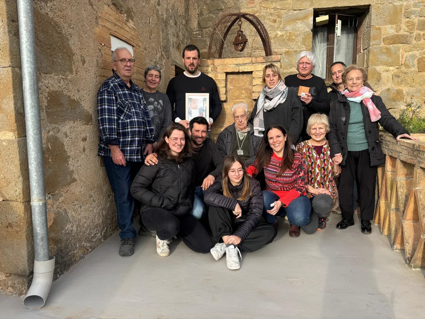 Llobera homenatja el veí Joan Vendrell amb motiu del seu centenari
