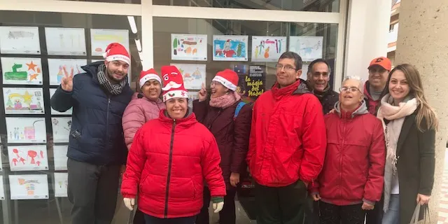 Exposició de Nadal de la Fundació Marpí a Axa Uniamar Pineda