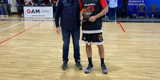 El base calderí del CB Mollet Carles Marzo, màxim assistent històric de la lliga LEB Plata