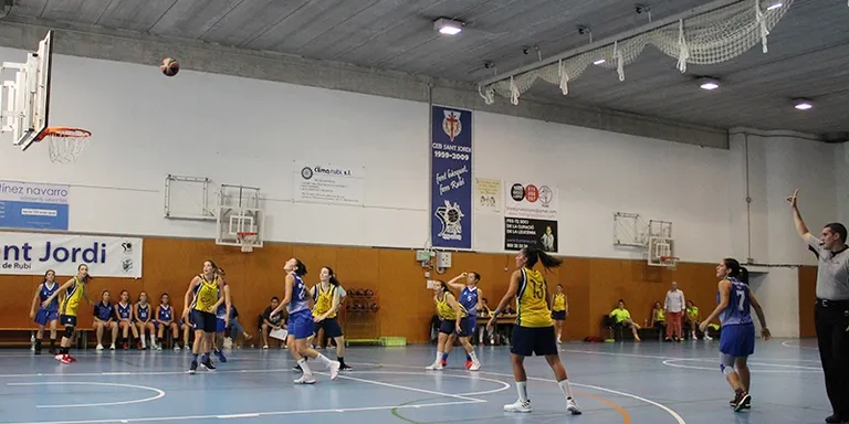 Estrena còmode a casa del CEB Sant Jordi femení