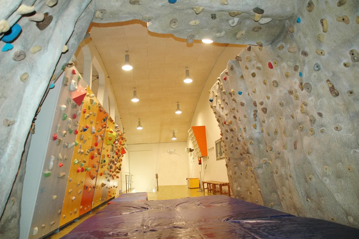 Búlder d'escalada a la Seu (Foto: Ajuntament de la Seu)