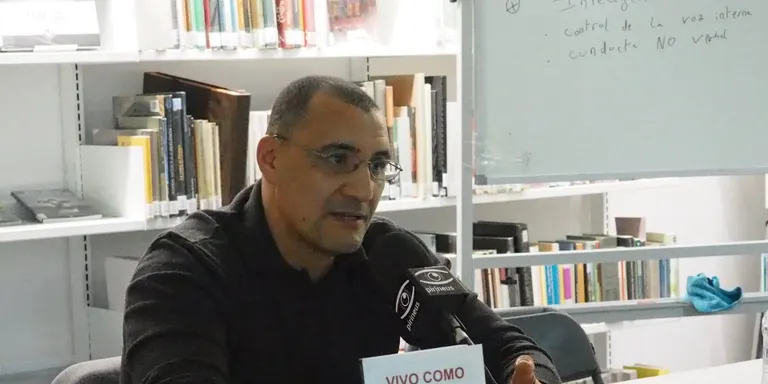 Omar El Bachiri presenta a la Seu 'Vivo como quiero'