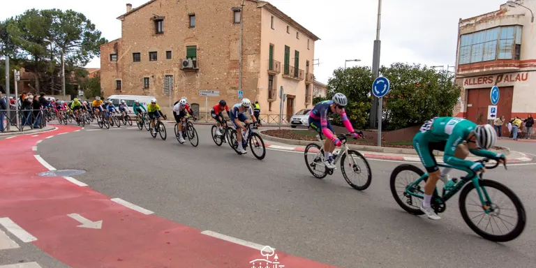 El nou carril bici del Morell que no convenç a ningú