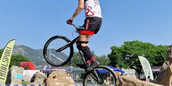 El ciclista del Bike Park Torredembarra, Àngel Batlle, es proclama campió de la 3a prova de la Copa Osona en Màster 30