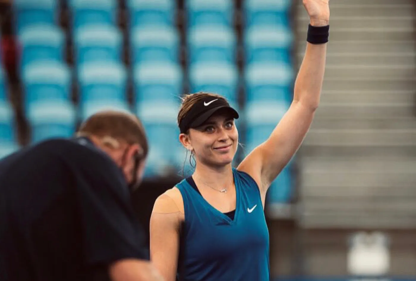 Paula Badosa supera Ajla Tomljanovic (6-3 i 6-4)