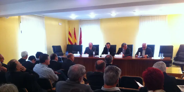 Un debat transfronterer insta a recuperar el pes de la Comunitat de Treball dels Pirineus