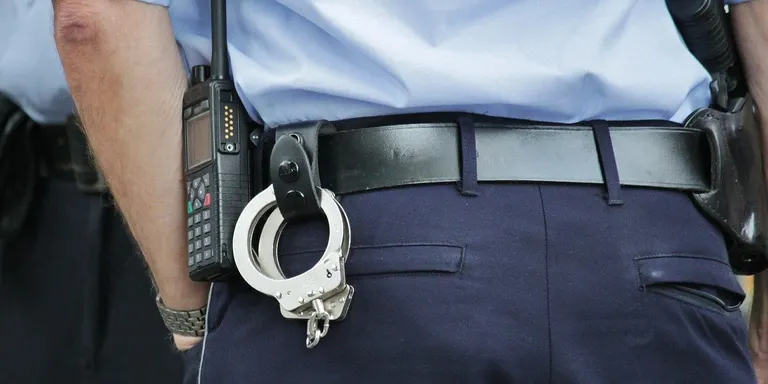 A presó un lladre reincident per cometre quatre robatoris amb força en botigues de Lloret de Mar
