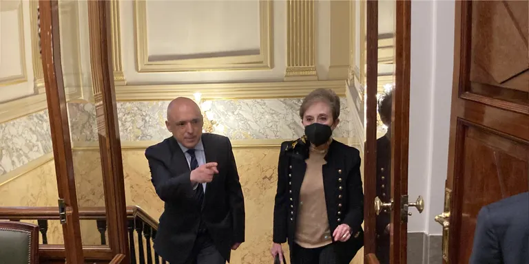 La directora del CNI admet que s'ha espiat Aragonès i l'entorn de Puigdemont amb autorització judicial