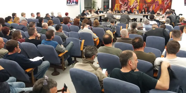 S'aturen les negociacions del conveni laboral dels treballadors municipals