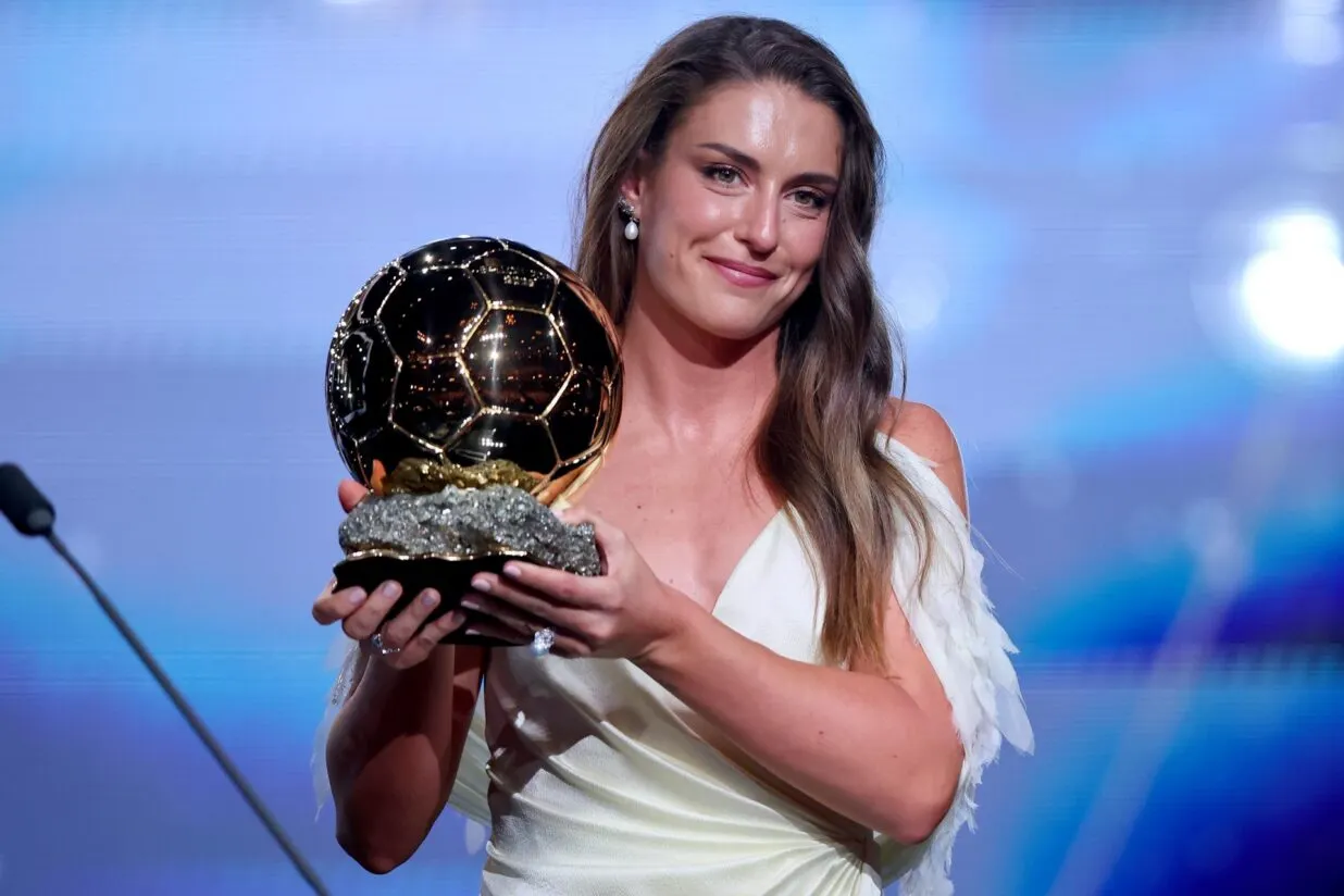 La molletana Alèxia Putellas guanya la tercera Pilota d'Or