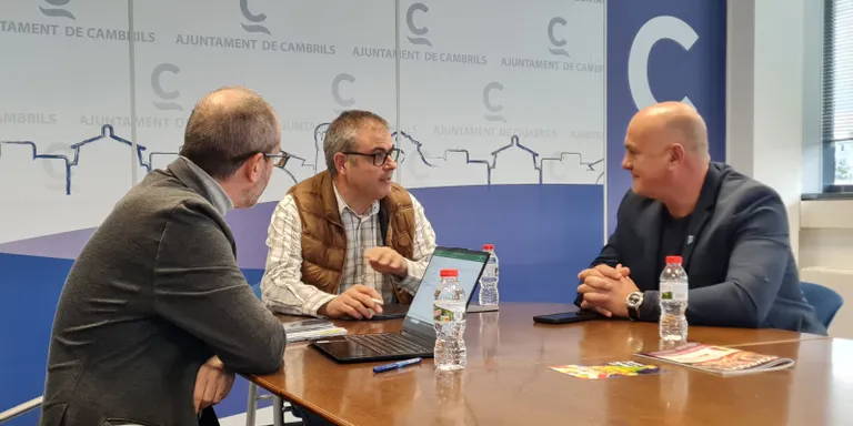 Cambrils posa fil a l’agulla a la millora del servei de transport urbà i encarrega un estudi per avaluar-lo