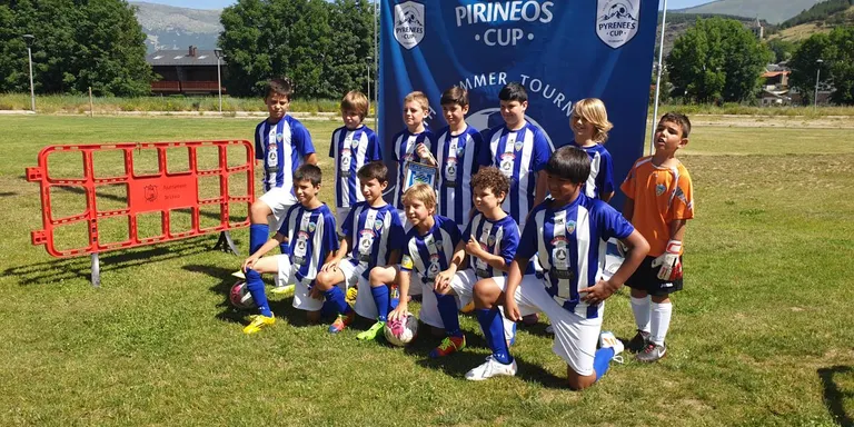 El CF Organyà benjamí es mesura al Paris Saint-Germain en un torneig d'estiu