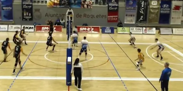 El CEVOL Torredembarra suma un punt a la pista del CV Roquetes (3-2)