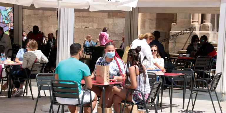 Salut no descarta fer les fases més curtes en territoris on la pandèmia remeti més ràpidament