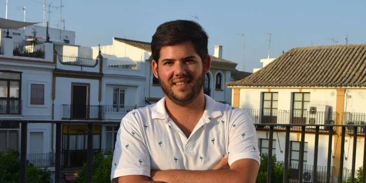 «Ar Kike» presenta su single «Hueco en tu maleta»
