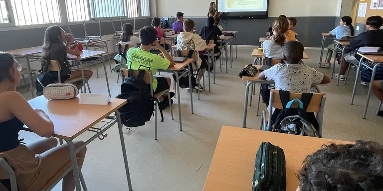 Nois i noies de primer d'ESO: com viuen el canvi de l'escola a l'institut?