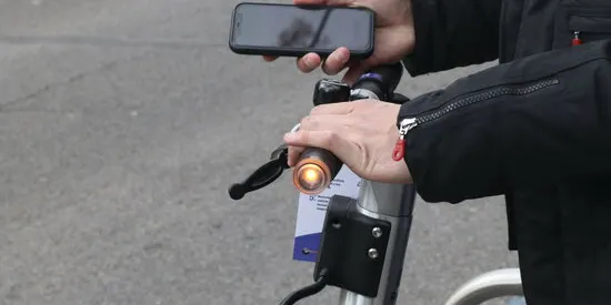 Valls regularà l’ús dels patinets elèctrics