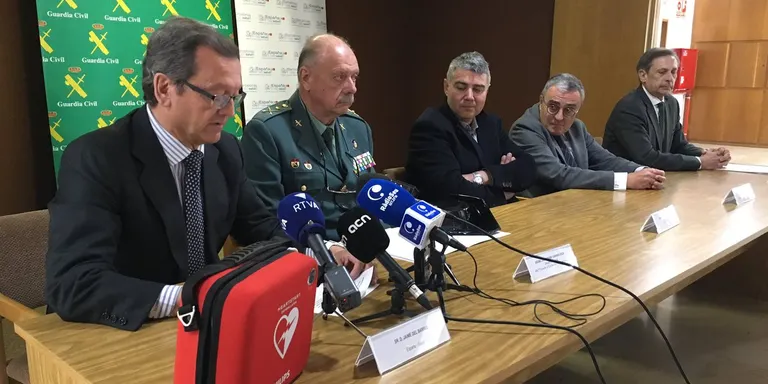 La duana de la Farga de Moles incorpora un desfibril·lador
