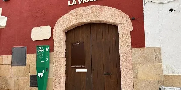 Altafulla amplia la xarxa de cardioprotecció amb 13 nous desfibril•ladors