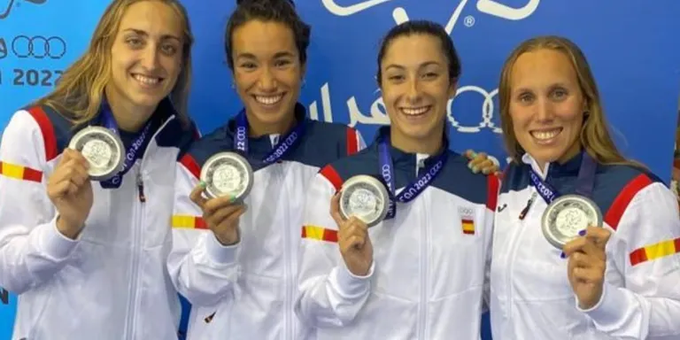 Medalla de plata per l’equip de relleu 4x100m