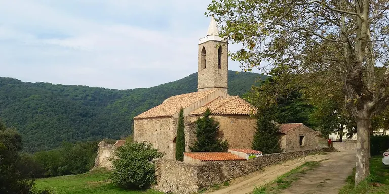 Es mantenen tancats els accessos a tots els aparcaments i les àrees d'esplai de la Xarxa de Parcs Naturals