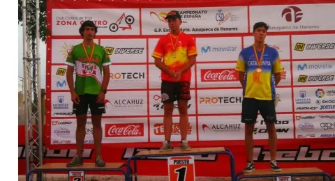 AREITO BRONCE EN ÉLITE Y EL JUNIOR ANDONI PÉREZ PLATA EN LOS ESTATALES DE TRIAL BIKE