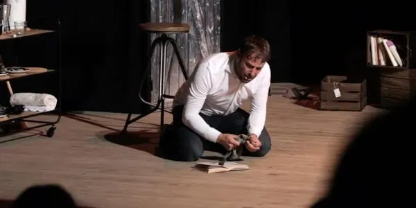 L'obra 'Trampes de zorros' de l'altafullenc Joan Maria Vidal enceta la programació de novembre a la Violeta d'Altafulla