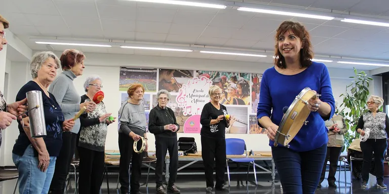 Èxit a la Seu del taller de musicoteràpia per a gent gran