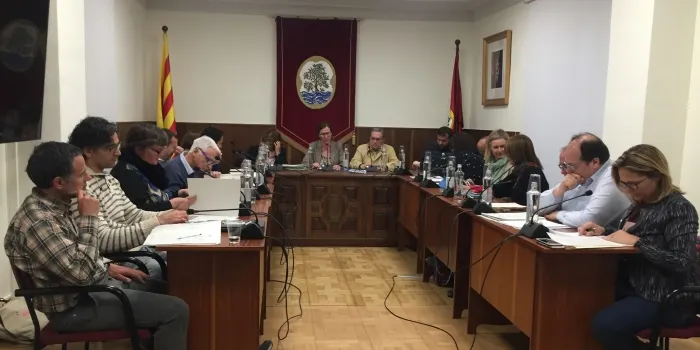La cessió d’ús d’un local i joguines a Junts Autisme i la pròrroga del conveni de la deixalleria, punts destacats del ple