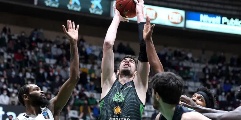El Joventut brilla a l'Olímpic i supera al Partizan (92-84)
