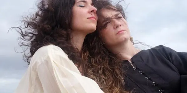 La música d’arrel protagonitza el pròxim concert de la programació de primavera del Casal Cultural La Violeta