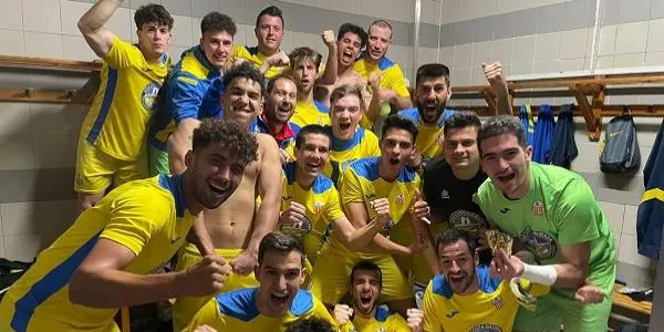 El Catllar celebra la permanència a Primera Catalana amb una nova victòria en el derbi contra el Valls (2-0)