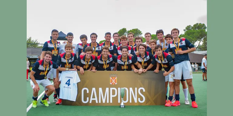 HOCKEY HERBA: Real Club Polo i el Júnior FC tornen a guanyar els Campionats de Catalunya