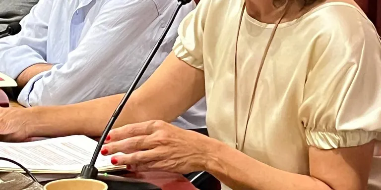 Claustre Sunyer assumeix la presidència del Consell Comarcal reivindicant el seu arrelament al món rural i el seu compromís amb la comarca