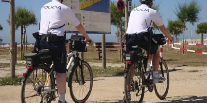 Arenys de Mar no tindrà policia dedicada específicament a la vigilància de les platges aquest estiu