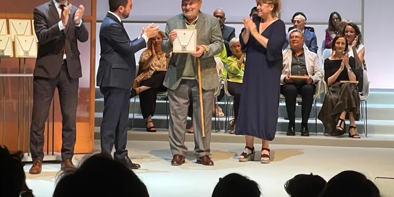 Josep Espunyes rep la Creu de Sant Jordi