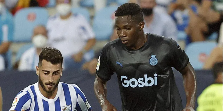 El Girona FC perd contra el Màlaga (0-2) i encaixa a tercera derrota consecutiva